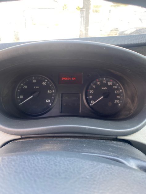 VENTE A PROFESSIONEL  2 RENAULT TRAFIC GRAND CONFORT