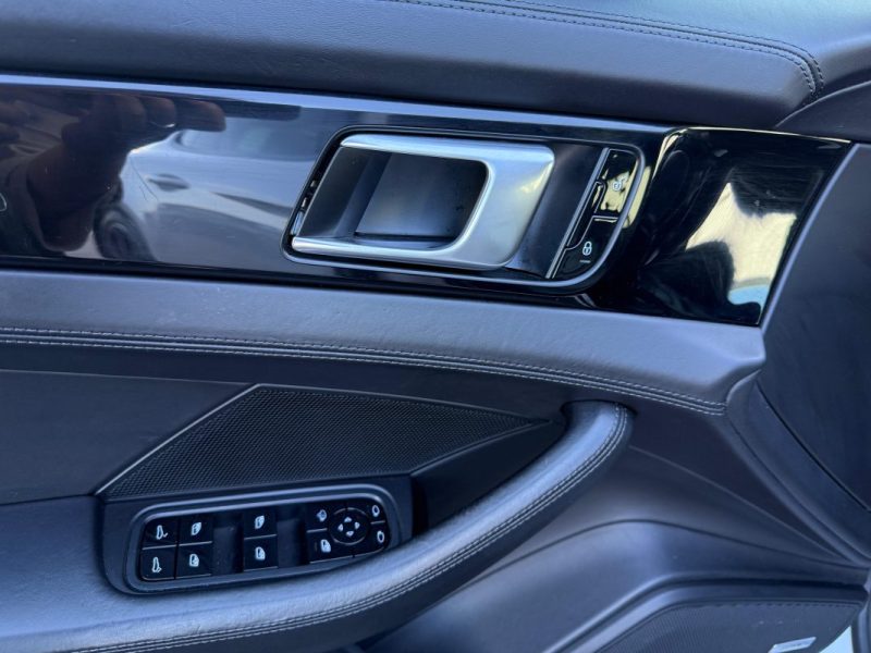 PORSCHE PANAMERA 4S  V8 422CH GARANTIE 12 MOIS 