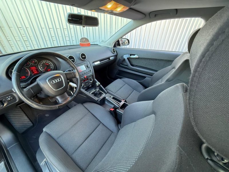 AUDI A3  1.9 TDI 105 CV COUPE 