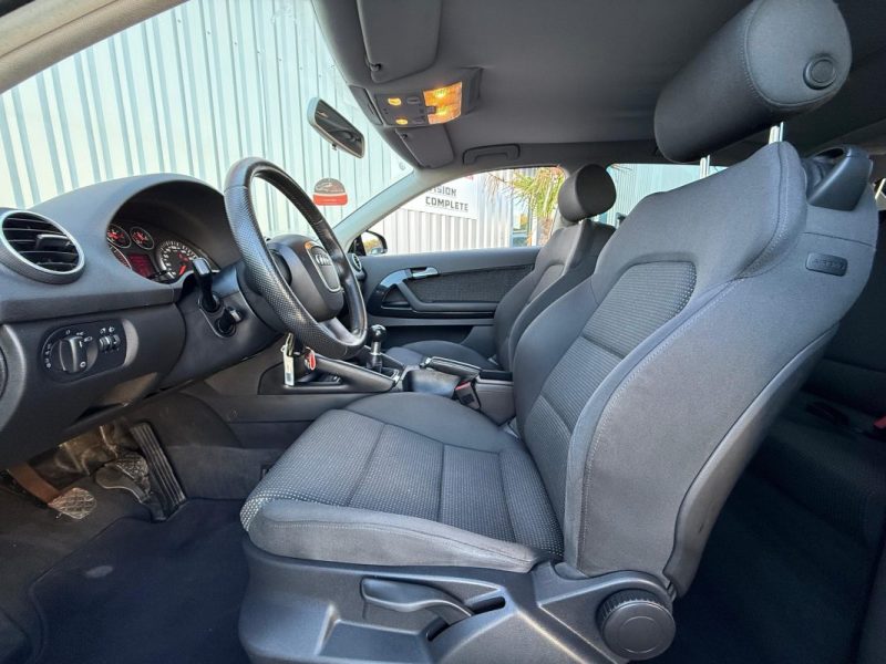 AUDI A3  1.9 TDI 105 CV COUPE 