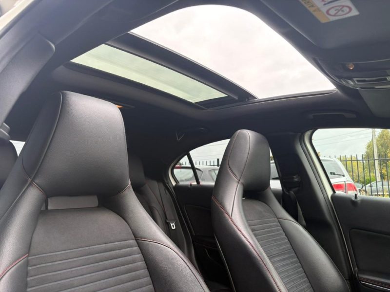 🚗 MERCEDES CLASSE A 200 CDI FASCINATION - ☀️ TOIT OUVRANT - 🎥  CAMERA DE RECUL - SUIVI ENTRETIEN 