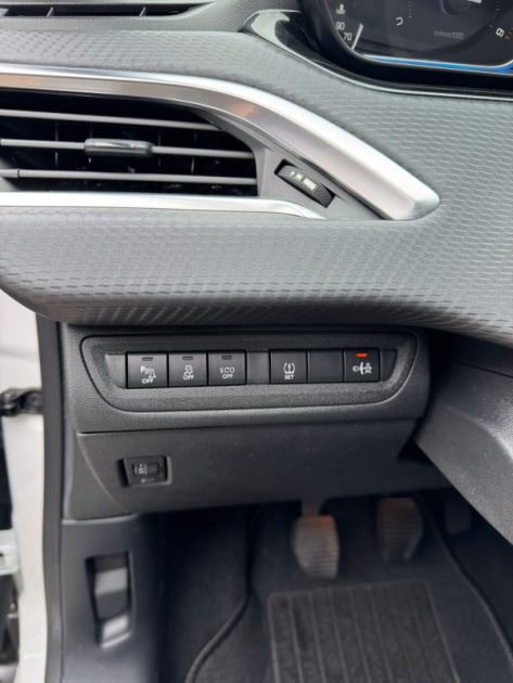 PEUGEOT 2008 1.6 E-HDI92 FAP ALLURE 2014