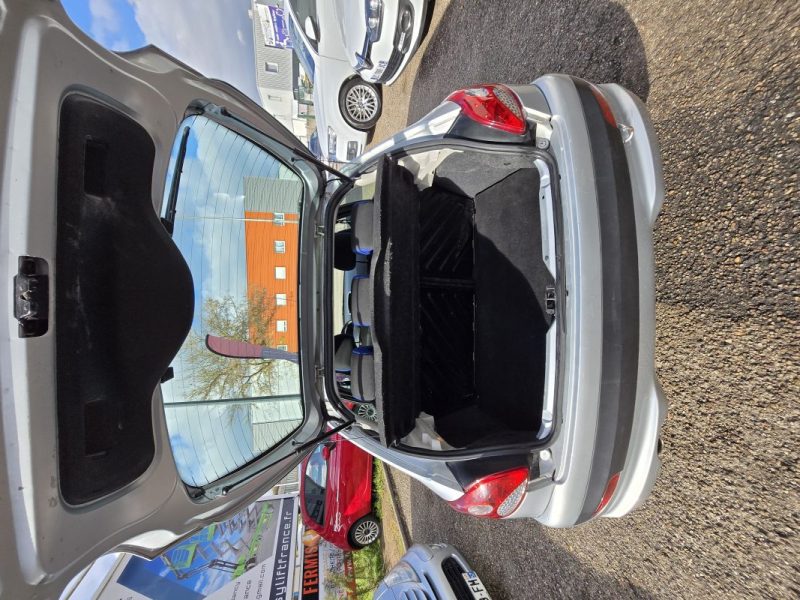 PEUGEOT 206+ 1.4 ACCESS 5P 2012
