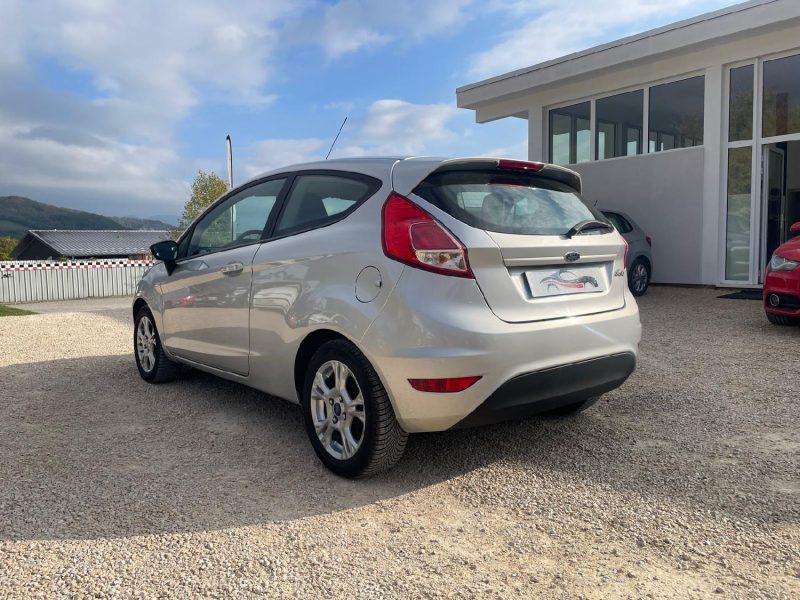 FORD Fiesta - 80ch essence 