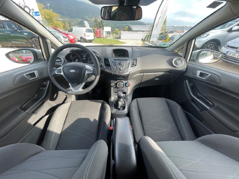 FORD Fiesta - 80ch essence 