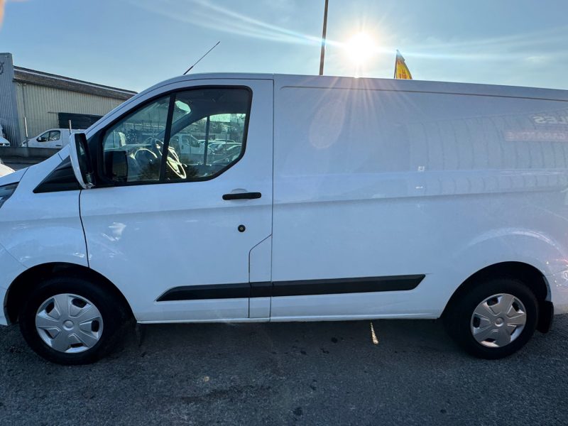 FORD CUSTOM L1H1 2.0 ECOBLUE 130 AMBIENTE 2018