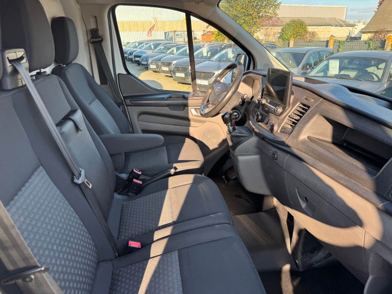 FORD CUSTOM L1H1 2.0 ECOBLUE 130 AMBIENTE 2018