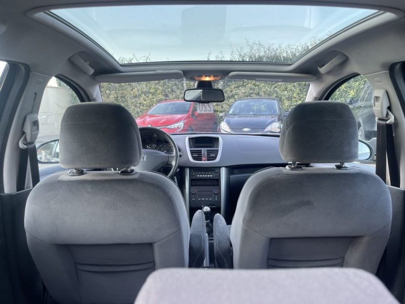 PEUGEOT 207 EXECUTIVE PACK PREMIERE MAIN CT OK TOIT PANO GARANTIE