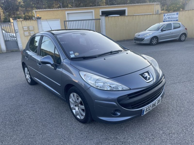 PEUGEOT 207 EXECUTIVE PACK PREMIERE MAIN CT OK TOIT PANO GARANTIE