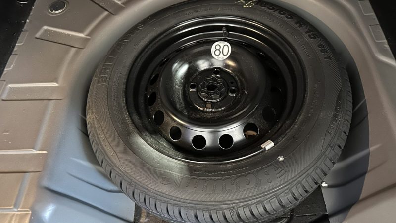 Dacia Logan MCV Ph. 2 1.5 dCi 90ch Lauréate - Frais récents importants - Attelage