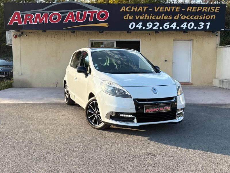 RENAULT SCENIC III 1.5 dCi 110 ch Energy BOSE eco2