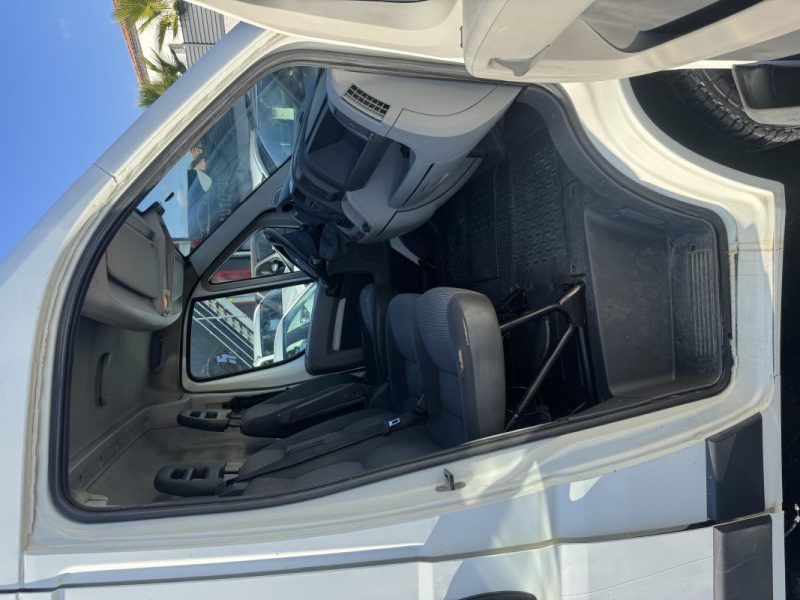 PEUGEOT BOXER 333 L2H1 2.2 HDI 120 CONFORT 2009 TTC