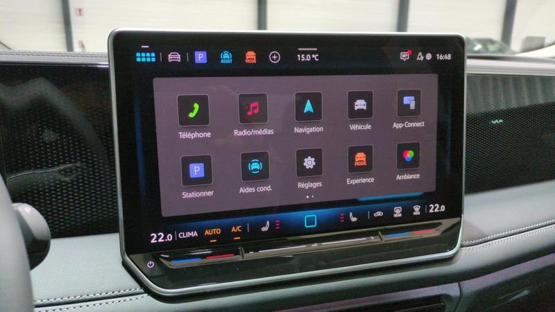 Volkswagen Tiguan nouveau 1.5 etsi 150ch dsg7 life plus + Pack Hiver + toit pano