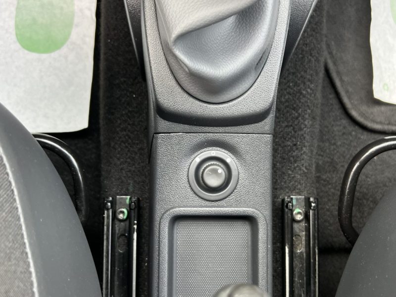 DACIA SANDERO GPL / ESSENCE 1.2 MPi 72 Cv PREMIERE MAIN / CLIMATISATION 34 900 kms - GARANTIE 1 AN