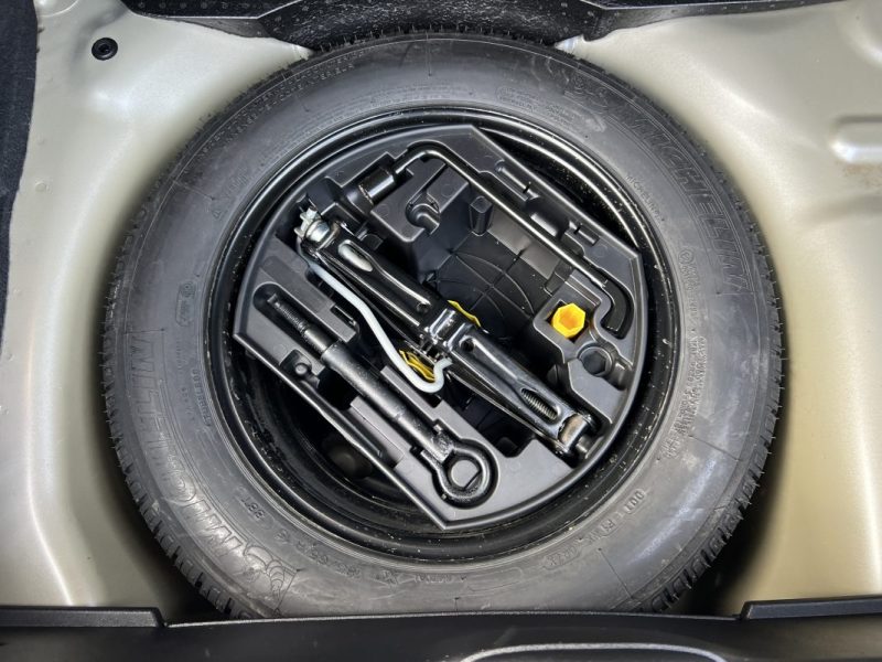 PEUGEOT 208 PHASE 2 ALLURE 1.2 82 Cv APPLE CARPLAY 19 300 Km CRIT AIR 1 - Garantie 1an