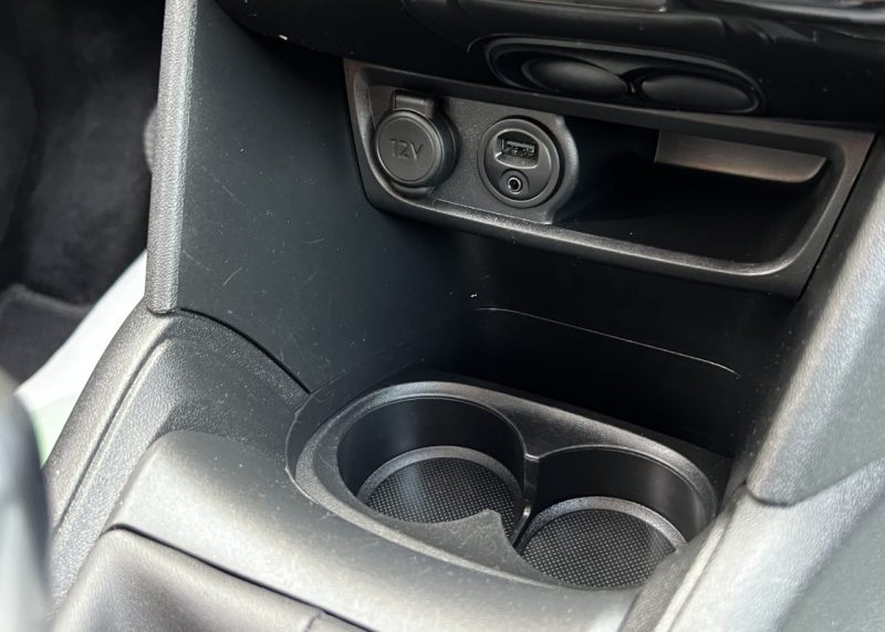 PEUGEOT 208 PHASE 2 ALLURE 1.2 82 Cv APPLE CARPLAY 19 300 Km CRIT AIR 1 - Garantie 1an