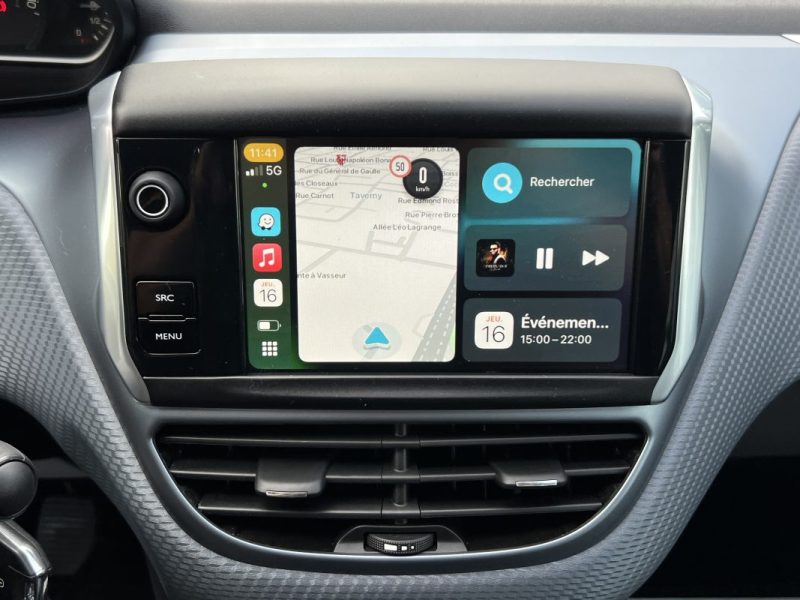 PEUGEOT 208 PHASE 2 ALLURE 1.2 82 Cv APPLE CARPLAY 19 300 Km CRIT AIR 1 - Garantie 1an