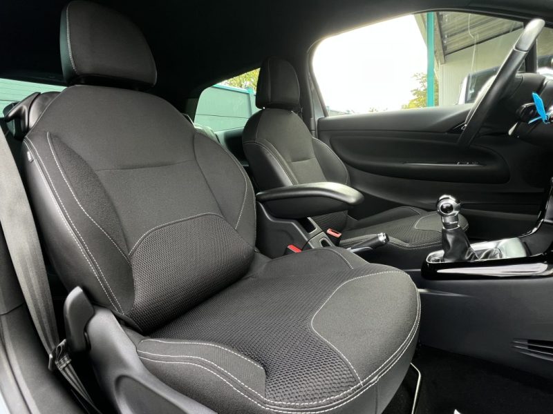 CITROEN DS3 SO CHIC 1.6 HDI 92 Cv CRIT AIR 2 - Garantie 1an