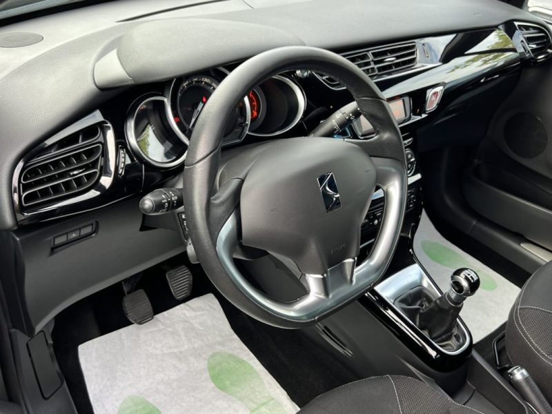 CITROEN DS3 SO CHIC 1.6 HDI 92 Cv CRIT AIR 2 - Garantie 1an