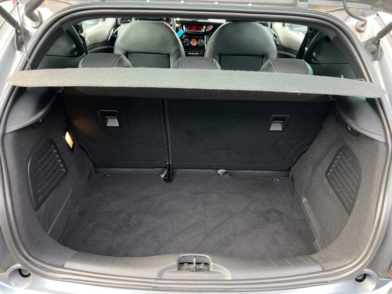CITROEN DS3 SO CHIC 1.6 HDI 92 Cv CRIT AIR 2 - Garantie 1an