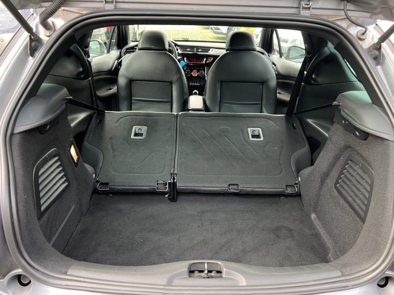 CITROEN DS3 SO CHIC 1.6 HDI 92 Cv CRIT AIR 2 - Garantie 1an