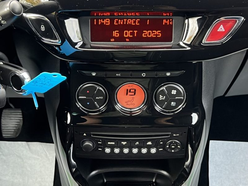 CITROEN DS3 SO CHIC 1.6 HDI 92 Cv CRIT AIR 2 - Garantie 1an
