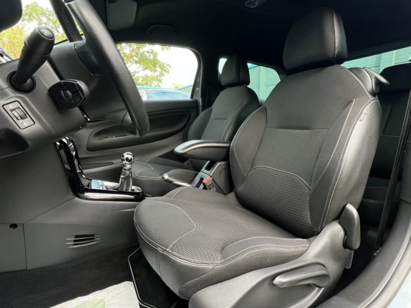 CITROEN DS3 SO CHIC 1.6 HDI 92 Cv CRIT AIR 2 - Garantie 1an