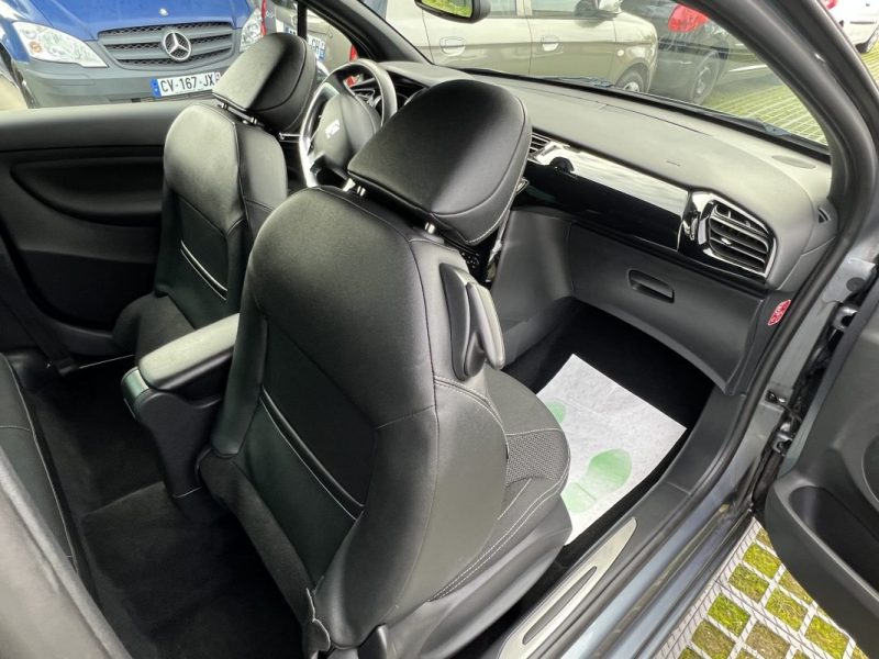 CITROEN DS3 SO CHIC 1.6 HDI 92 Cv CRIT AIR 2 - Garantie 1an