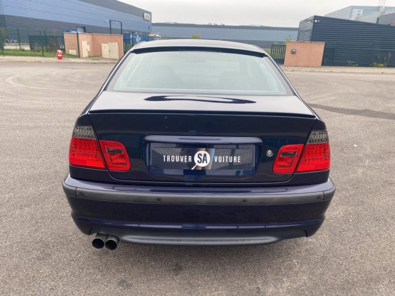 B.M.W. SERIE 3 e46 330i PACK M 3.0 L 231 ch