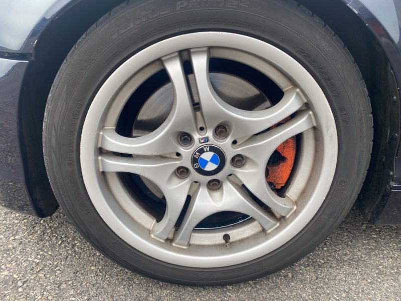 B.M.W. SERIE 3 e46 330i PACK M 3.0 L 231 ch