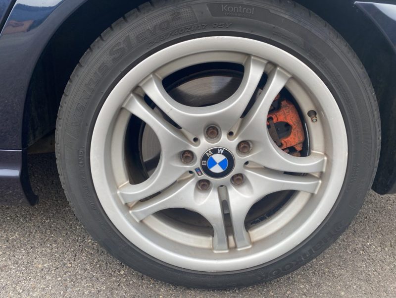 B.M.W. SERIE 3 e46 330i PACK M 3.0 L 231 ch