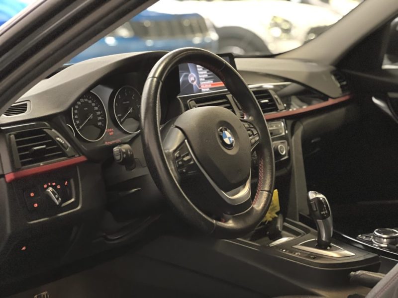 BMW SERIE 3 TOURING 325D STEPTRONIC 218CH SPORT