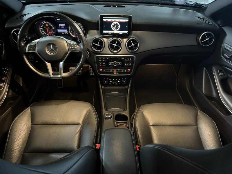  MERCEDES GLA 250 FASCINATION PACK AMG - 4MATIC - BVA - TOIT PANORAMIQUE - 114300KM  