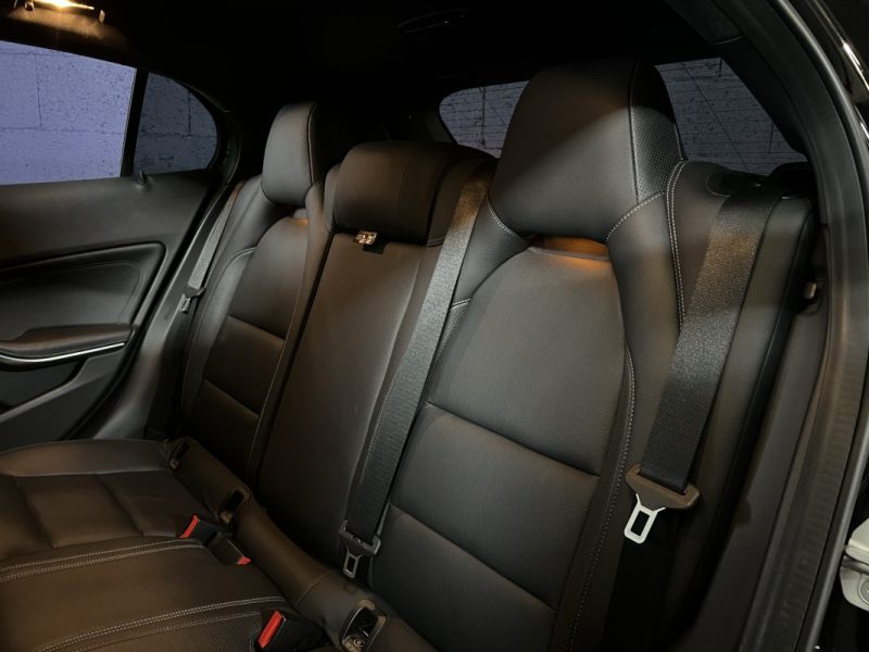  MERCEDES GLA 250 FASCINATION PACK AMG - 4MATIC - BVA - TOIT PANORAMIQUE - 114300KM  