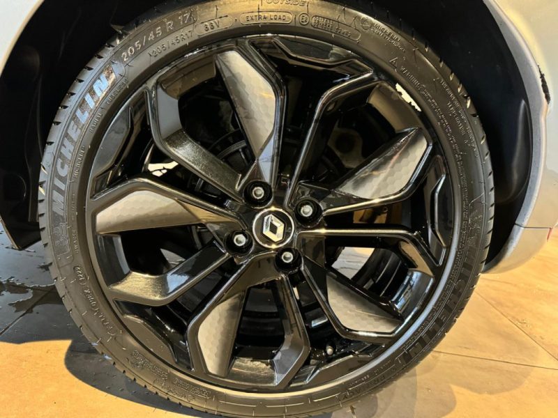 RENAULT CLIO TCE 120 STEEL ENERGY / ATTELAGE / CAMERA / RADAR AV + AR / FEUX LED /  2017