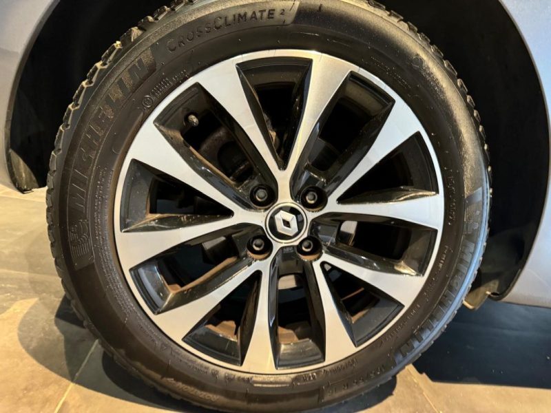 RENAULT CLIO 1.0 TCE 90 TECHNO / 1ERE MAIN / ENTRETIEN RENAULT  2023