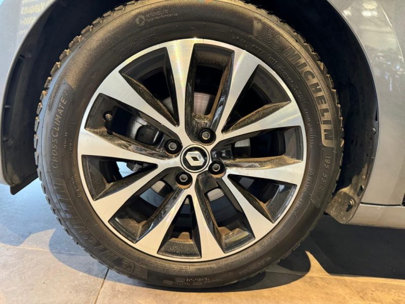 RENAULT CLIO 1.0 TCE 90 TECHNO / 1ERE MAIN / ENTRETIEN RENAULT  2023