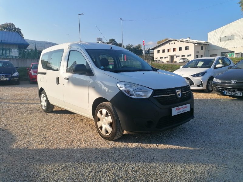 DACIA Dokker - 1.6 SCE 100ch Essentiel
