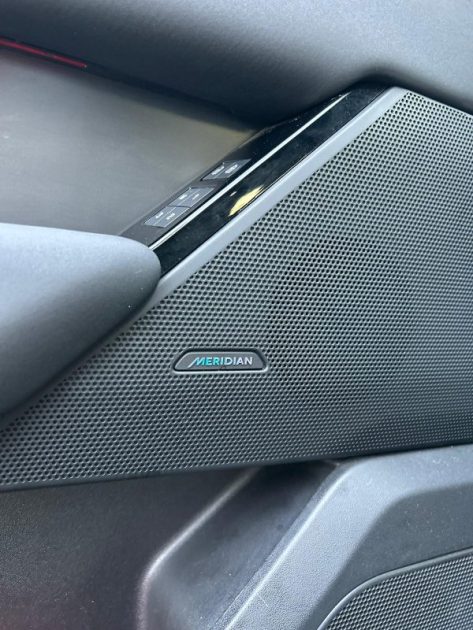 LAND ROVER RANGE ROVER VELAR P400E AWD S BA 2024