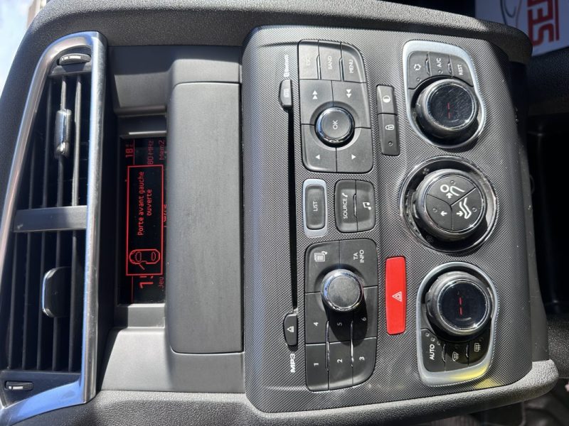 CITROEN C4 II 1.6 HDI 110 FAP CONFORT - PREMIERE MAIN