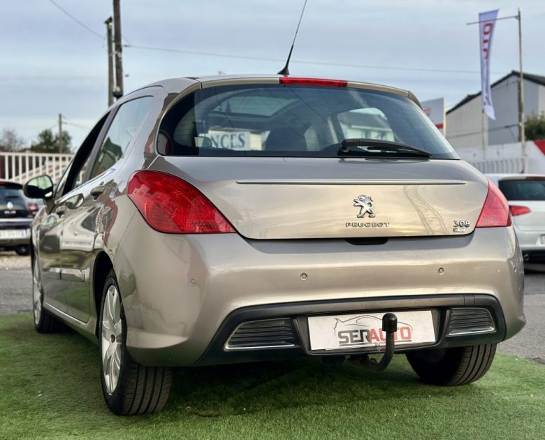 PEUGEOT 308 1.6 E-HDI 112 FAP BUSINESS PACK 