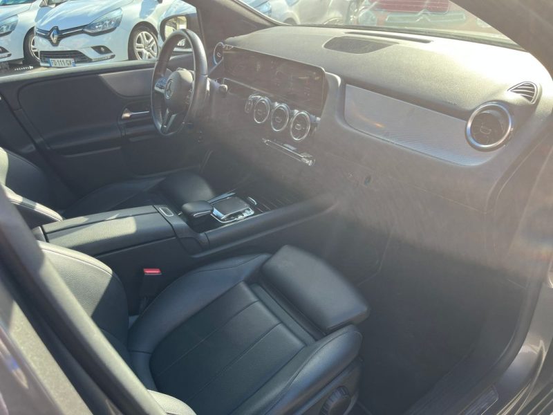 MERCEDES CLASSE B 180D STYLE LINE 7G-DCT 