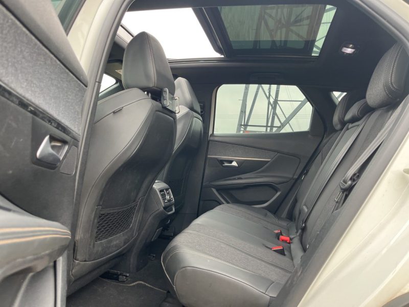 PEUGEOT 3008 GT LINE 1.5 L BLUEHDI 130 CH S&S EAT8