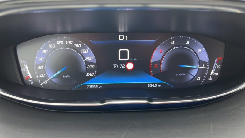 PEUGEOT 3008 GT LINE 1.5 L BLUEHDI 130 CH S&S EAT8