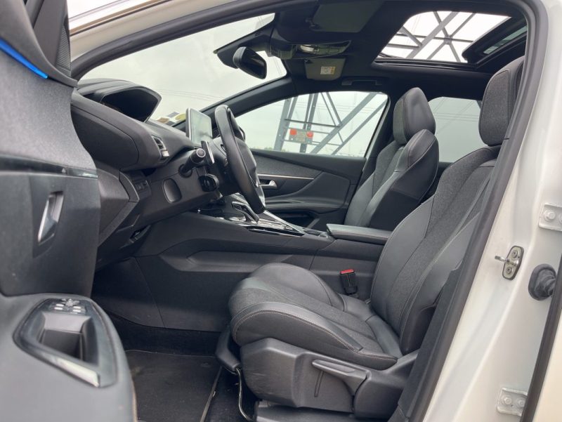 PEUGEOT 3008 GT LINE 1.5 L BLUEHDI 130 CH S&S EAT8