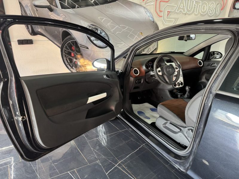 OPEL CORSA 1.3 CDTI75 FAP ESSENTIA 3P 2011