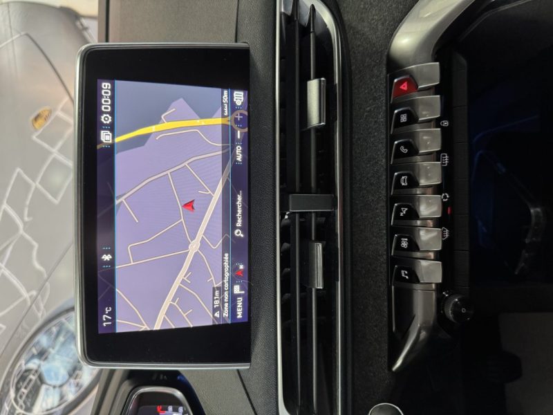 PEUGEOT 3008 SUV 1.2 THP/ PURETECH 130 1199CM3 131CV  2018