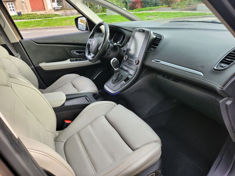 RENAULT SCENIC 1.6 DCI 160CH ENERGY INITIALE PARIS 