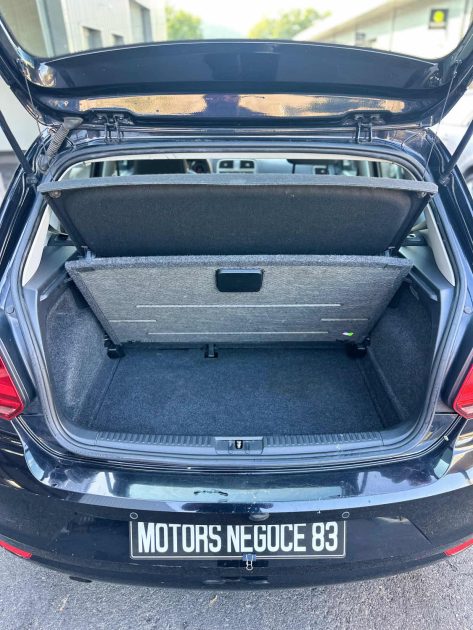 VOLKSWAGEN POLO 1.2 TSI 90CH BLUEMOTION TECHNOLOGY CONFORTLINE BUSINESS 5P 2015