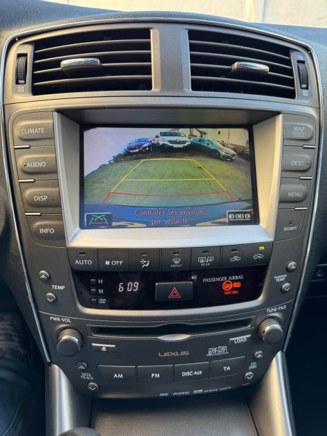 LEXUS IS220 IS 220D PACK SPORT 177CV/CAMERA/GPS/SIEGES CHAUFFANTS GARANTIE 6 MOIS 